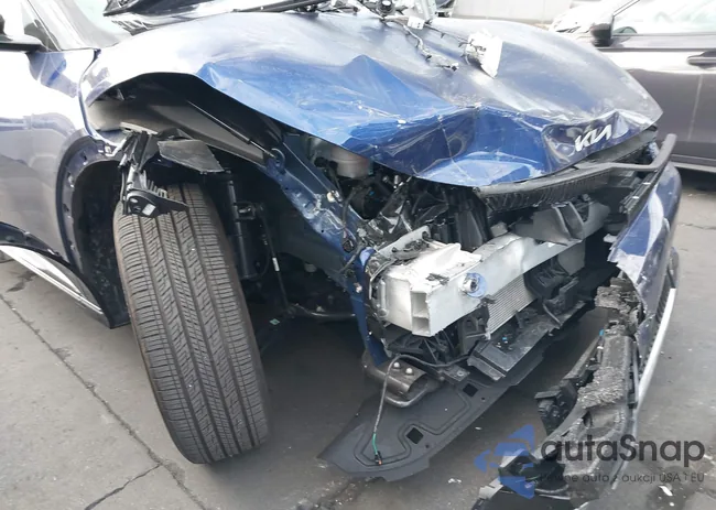 KNDC34LA8R5224438: 43667060