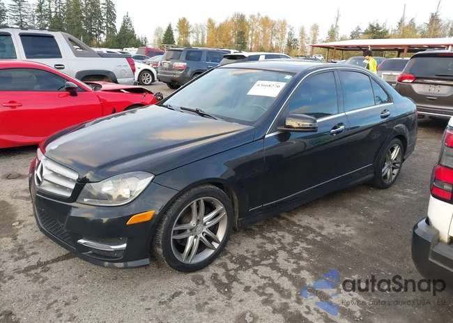 WDDGF4HB8DR293955: 43668270