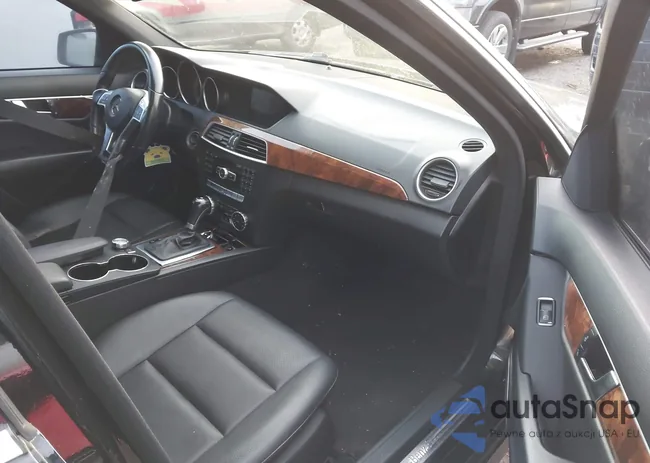 WDDGF4HB8DR293955: 43668270