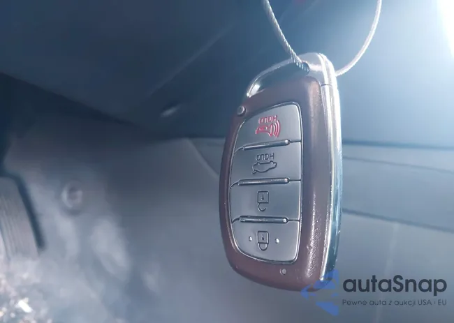 5NPD84LF9JH221747: 43668414