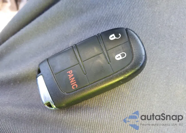 3C4NJCAB0JT193646: 43668574