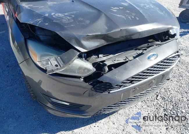 1FADP3F21GL403670: 43668610