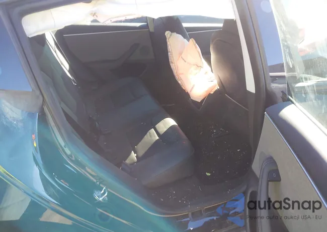 5YJ3E1EA6RF717877: 43668627