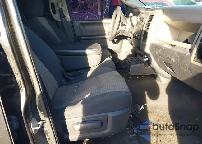 1D7RV1GT0BS648255: 43668675