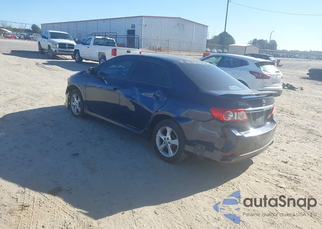 2T1BU4EE8DC127647: 43667916