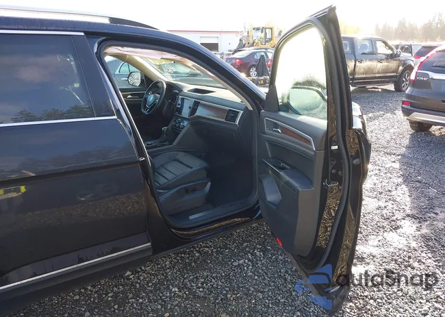 1V2NR2CA0KC506147: 43667982