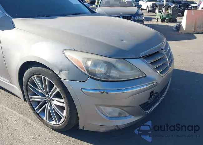 KMHGC4DD7CU196747: 43667985