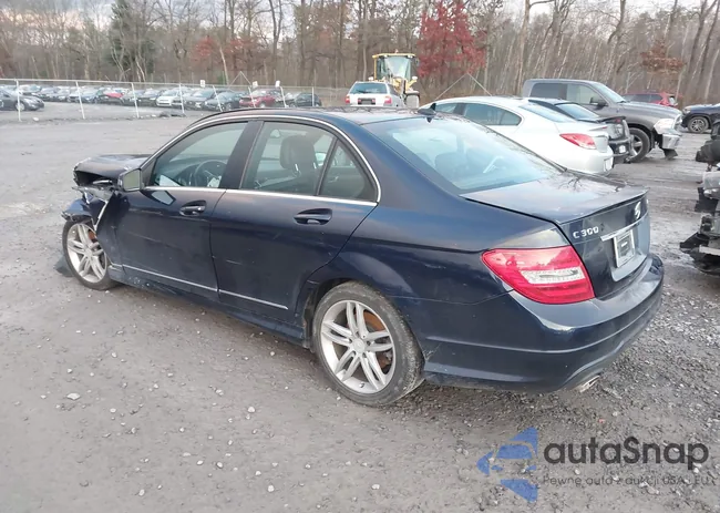 WDDGF8AB4DA798231: 43668045