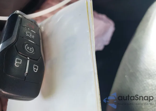 1FATP8UH1F5377560: 43669259