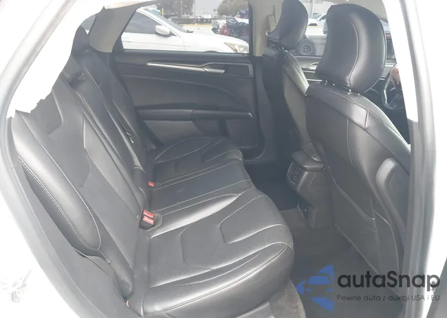 3FA6P0K95FR194914: 43669517