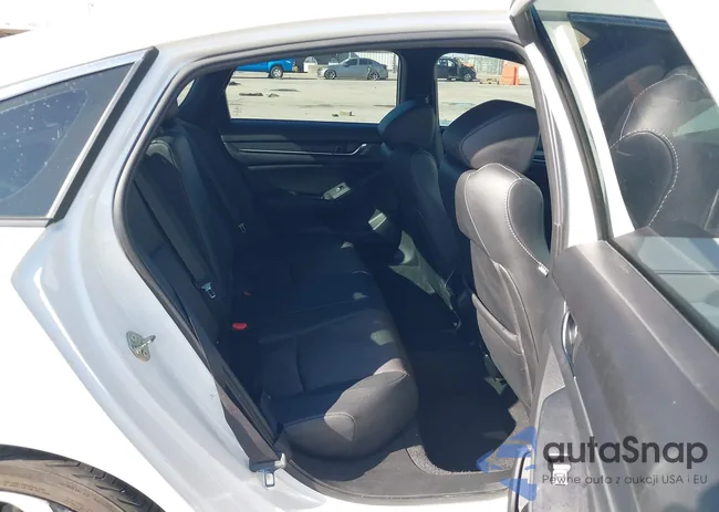 1HGCV1F38KA152743: 43669567