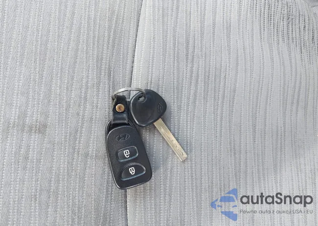 KMHCT4AE8HU282846: 43668955