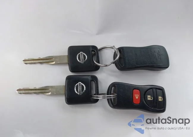 3N1BC1CPXCK800285: 43670371