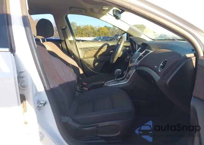 1G1PE5SB7G7145669: 43670656