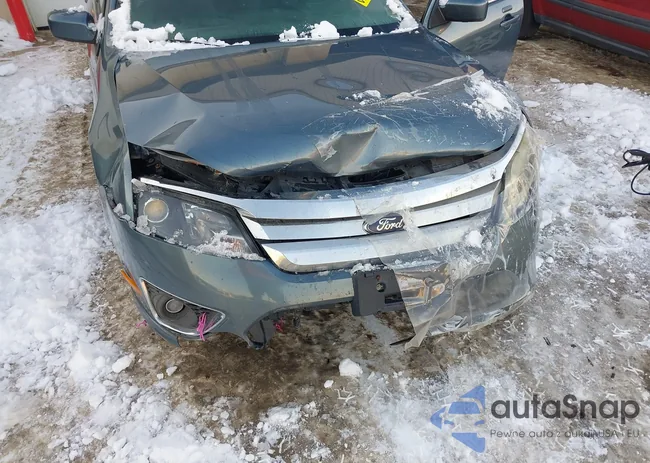 3FAHP0JA1BR319521: 43670736