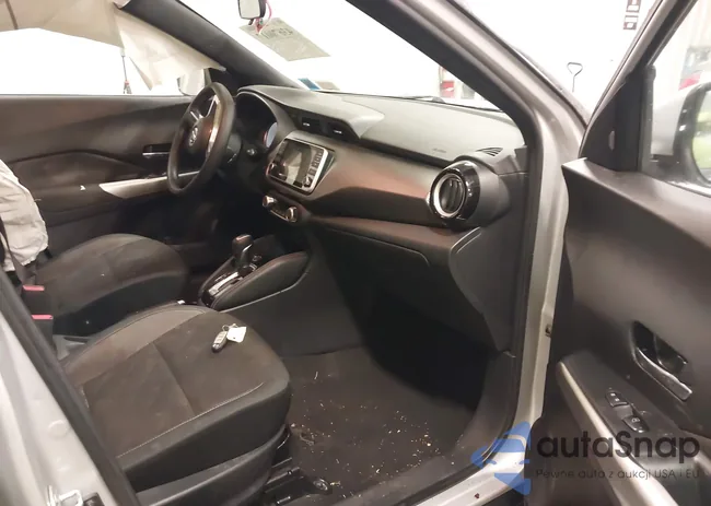 3N1CP5CV1LL521994: 43670017