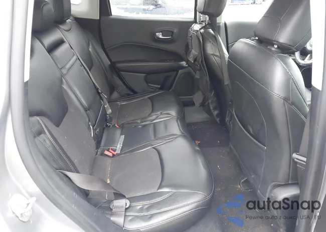 3C4NJDBB6JT457022: 43670022