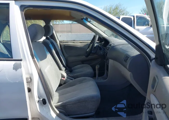 1NXBR12E0XZ196565: 43670124