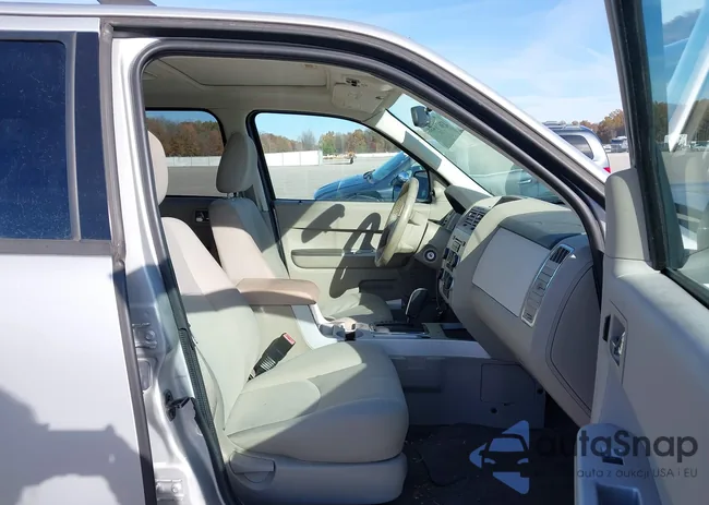 4M2CU81Z28KJ47086: 43671488