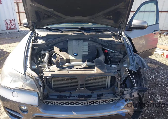 5UXZW0C59CL663582: 43671625