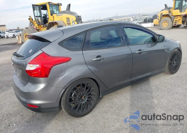 1FAHP3K27CL369445: 43671628