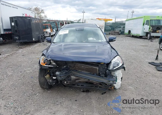 YV4612RM7F2730992: 43670814