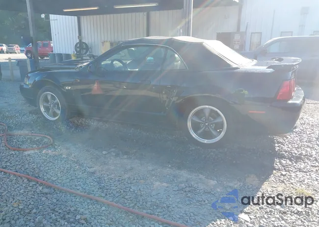 1FAFP45X03F322552: 43670952