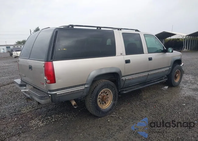 1GKGK26J4XJ792411: 43670986