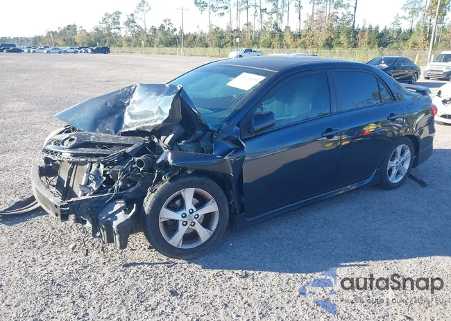 2T1BU4EE8BC707753: 43671035