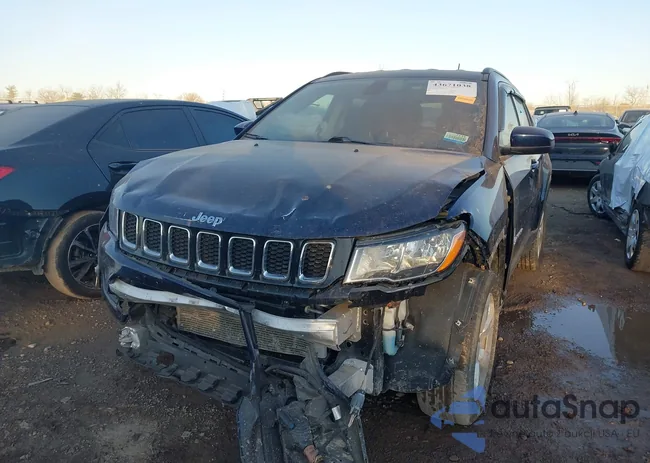 3C4NJDBB4KT839650: 43671038