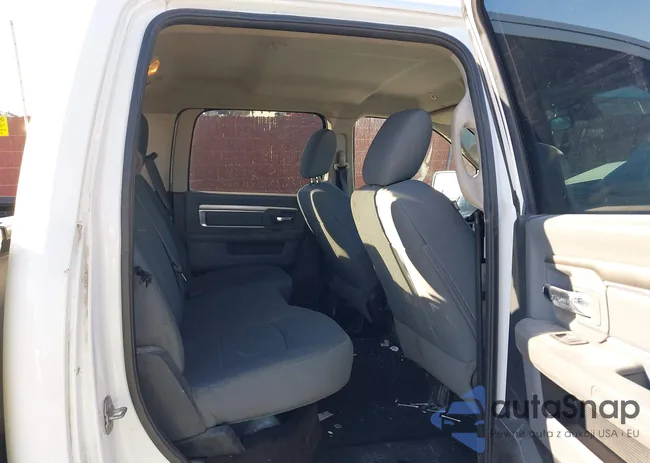 1C6RR7TT8HS742777: 43671039