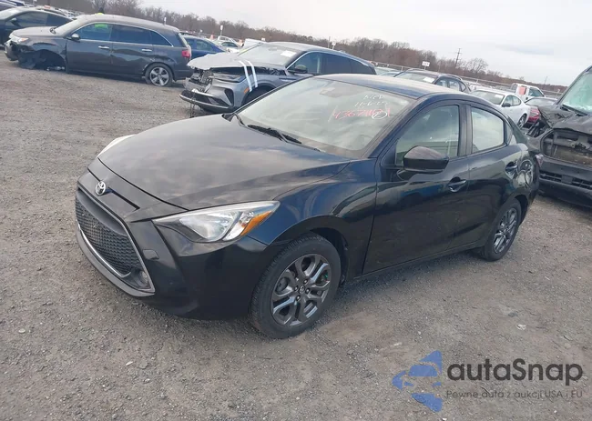 3MYDLBYV6KY504230: 43671101