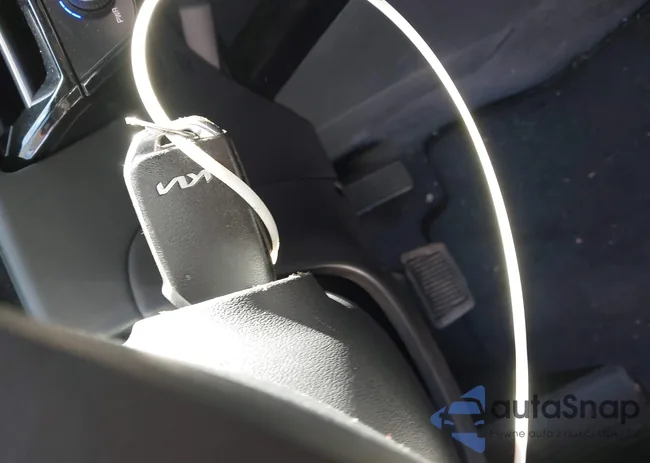 KNDCP3LE4R5155653: 43672375