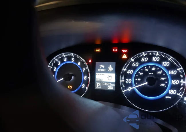 JN8CS1MW2FM482083: 43672069