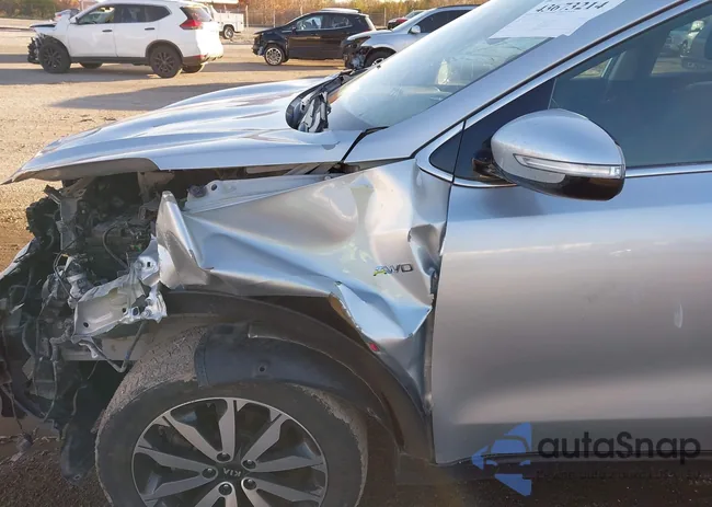 KNDPNCAC2J7407725: 43673214