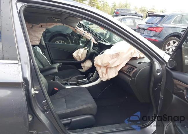 1HGCR2F77GA152348: 43673286