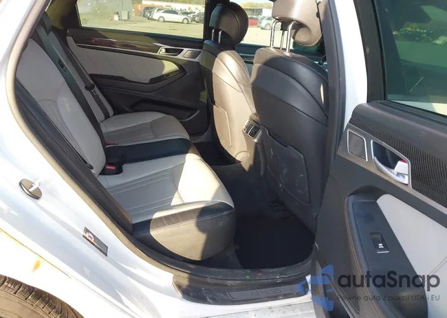 KMTFN4JBXKU326744: 43673300