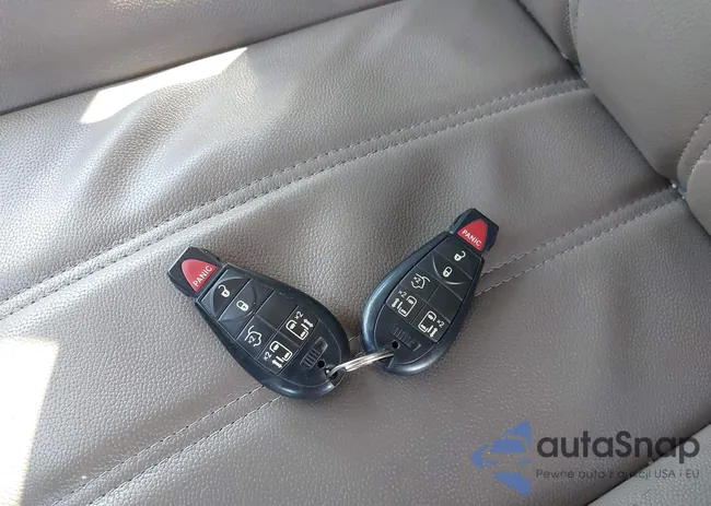 2C4RC1BG8DR510025: 43673560