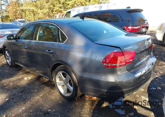 1VWAT7A39FC111714: 43673648