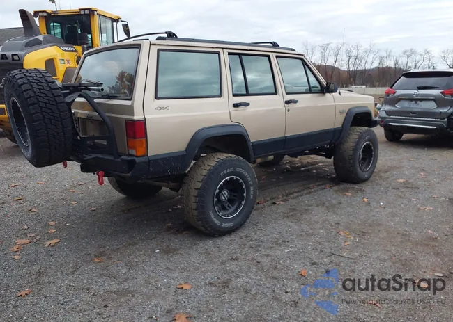 1J4FJ68S5RL215444: 43672895