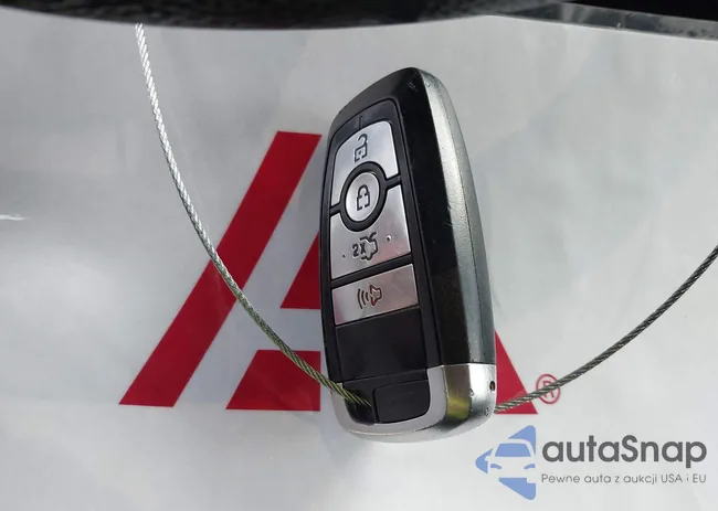 3FA6P0HD7KR193804: 43672957