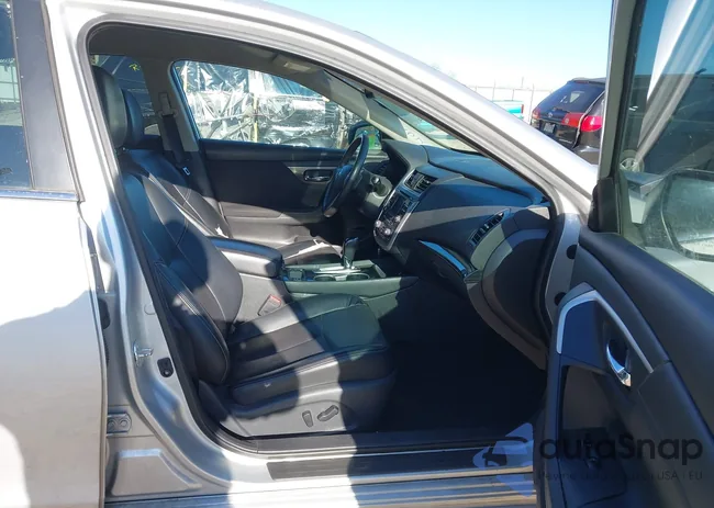 1N4AL3APXHC227561: 43673023