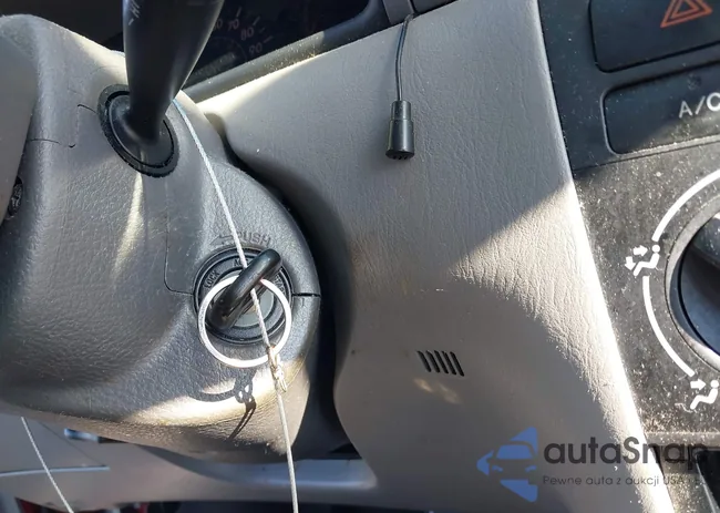 1NXBR32E27Z799173: 43673053