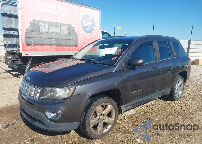 1C4NJDCB2ED920722: 43673092