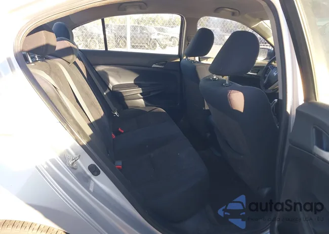 1HGCP2F36CA170126: 43674359