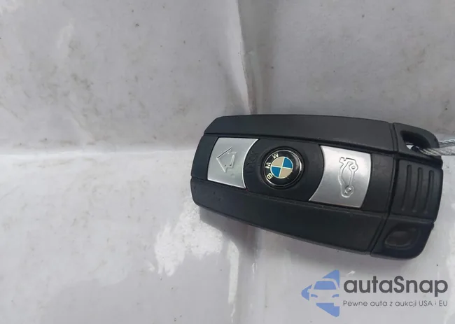 WBAVM1C59FV317128: 43674101