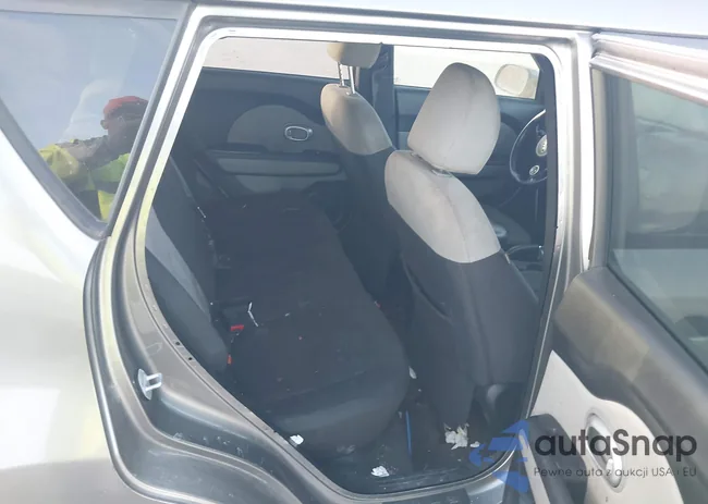 KNDJN2A28E7057708: 43674829