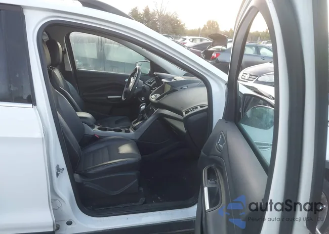 1FMCU9GX6EUC19145: 43676657