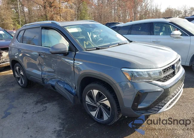 3VVVX7B21RM052273: 43677269