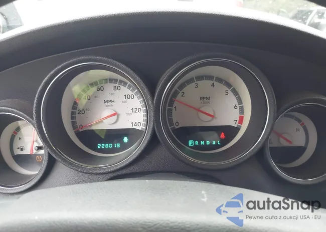 2D4FV37V28H225805: 43677320